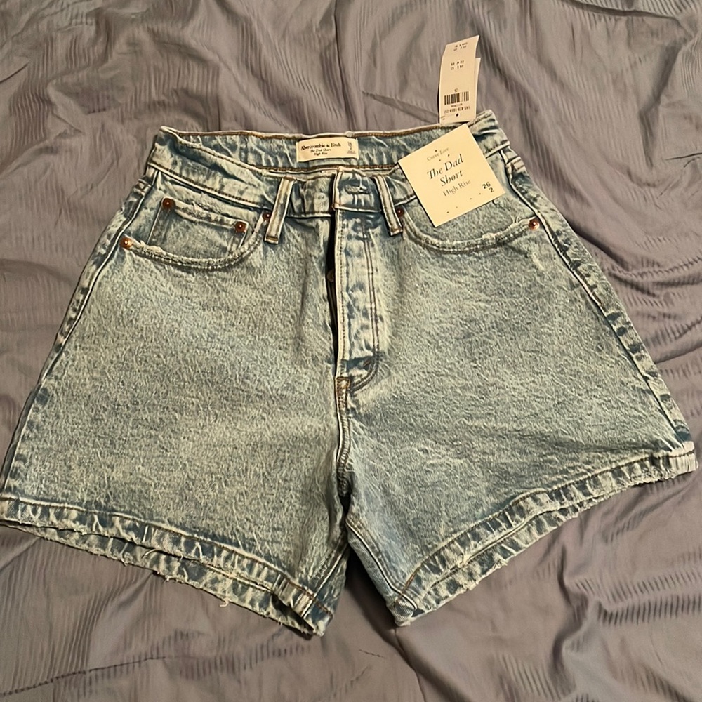 NWT Abercrombie & Fitch High Rise Dad jean shorts curve Love